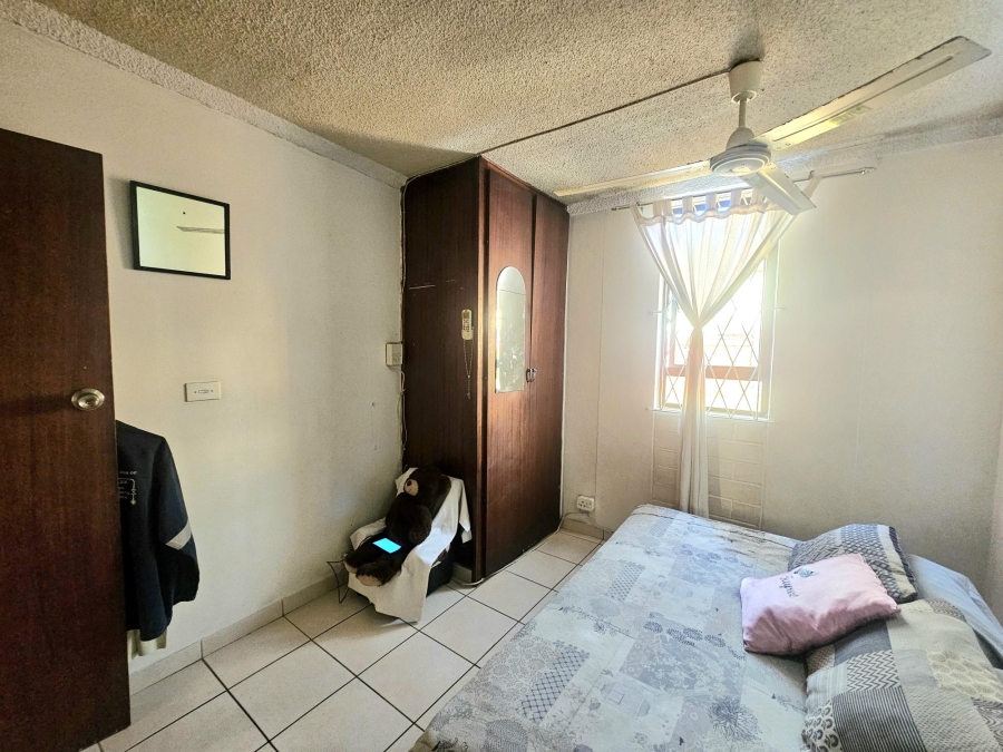 To Let 3 Bedroom Property for Rent in Montclair KwaZulu-Natal