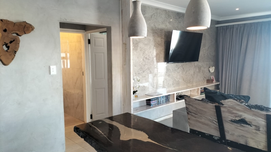 3 Bedroom Property for Sale in Shakas Rock KwaZulu-Natal