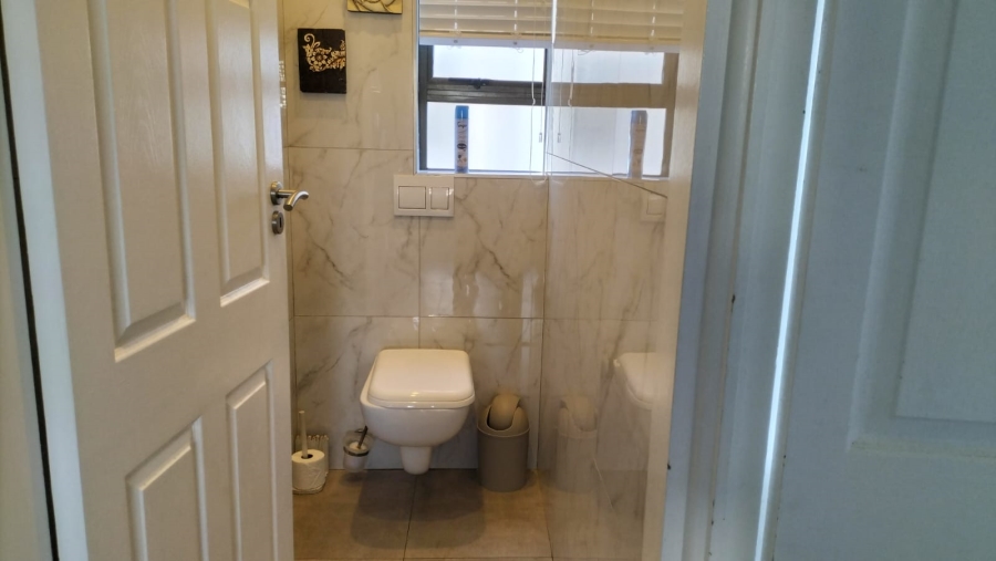 3 Bedroom Property for Sale in Shakas Rock KwaZulu-Natal