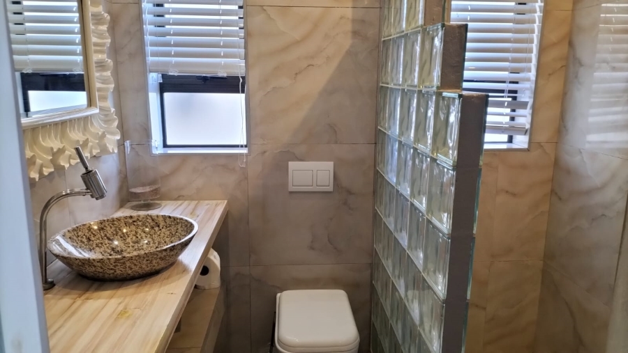 3 Bedroom Property for Sale in Shakas Rock KwaZulu-Natal