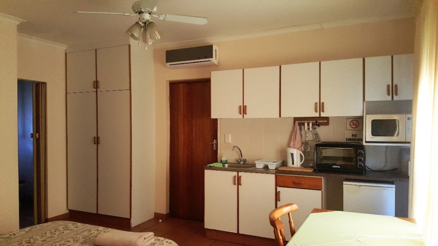 6 Bedroom Property for Sale in Meer En See KwaZulu-Natal