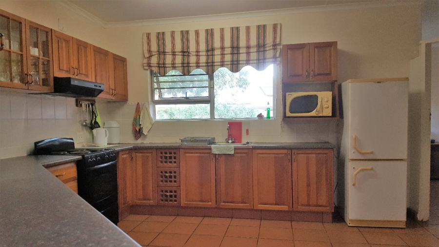6 Bedroom Property for Sale in Meer En See KwaZulu-Natal
