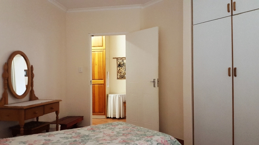 6 Bedroom Property for Sale in Meer En See KwaZulu-Natal