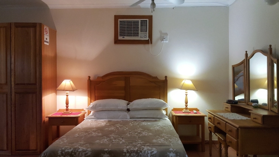 6 Bedroom Property for Sale in Meer En See KwaZulu-Natal