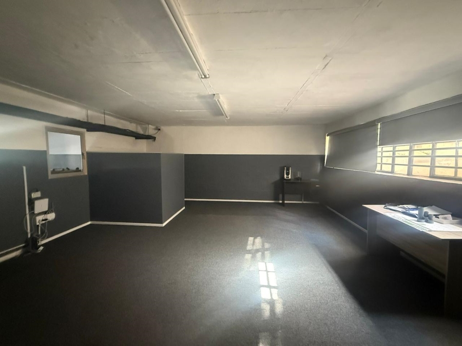 To Let commercial Property for Rent in Glen Anil KwaZulu-Natal