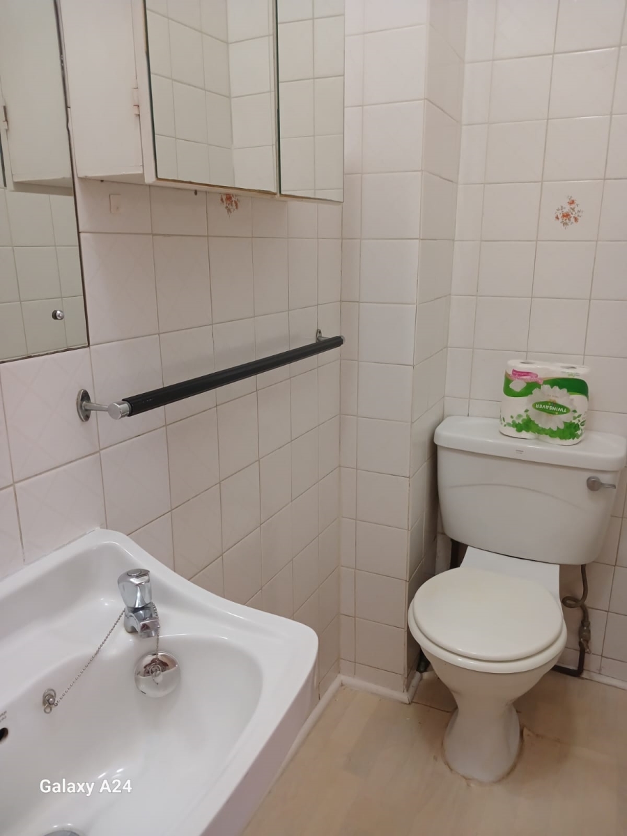 1 Bedroom Property for Sale in Glenwood KwaZulu-Natal