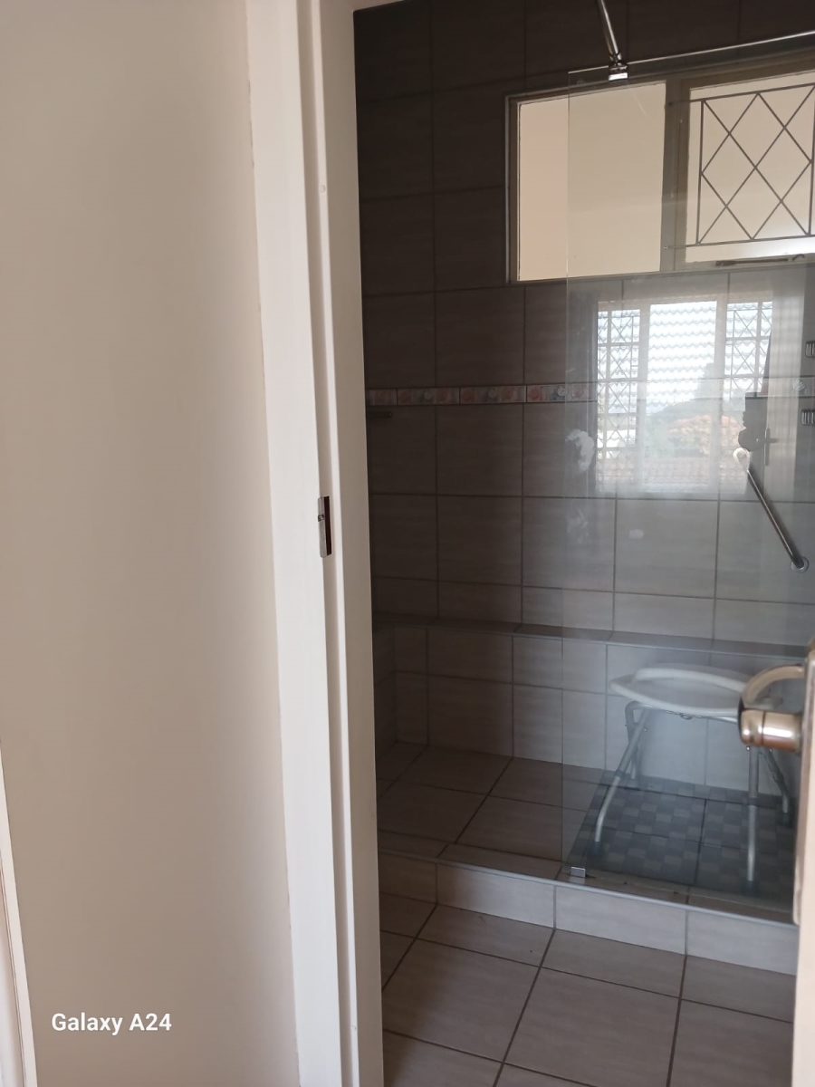1 Bedroom Property for Sale in Glenwood KwaZulu-Natal