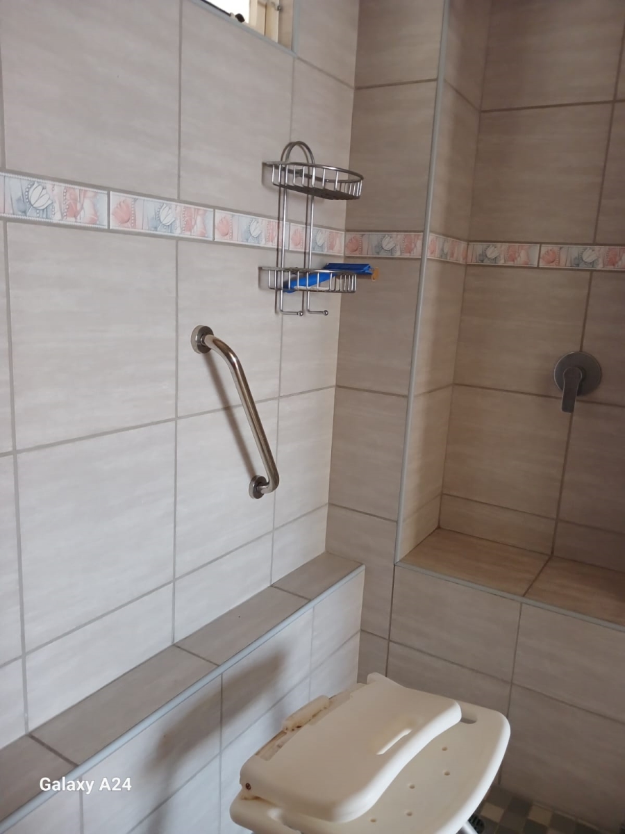 1 Bedroom Property for Sale in Glenwood KwaZulu-Natal