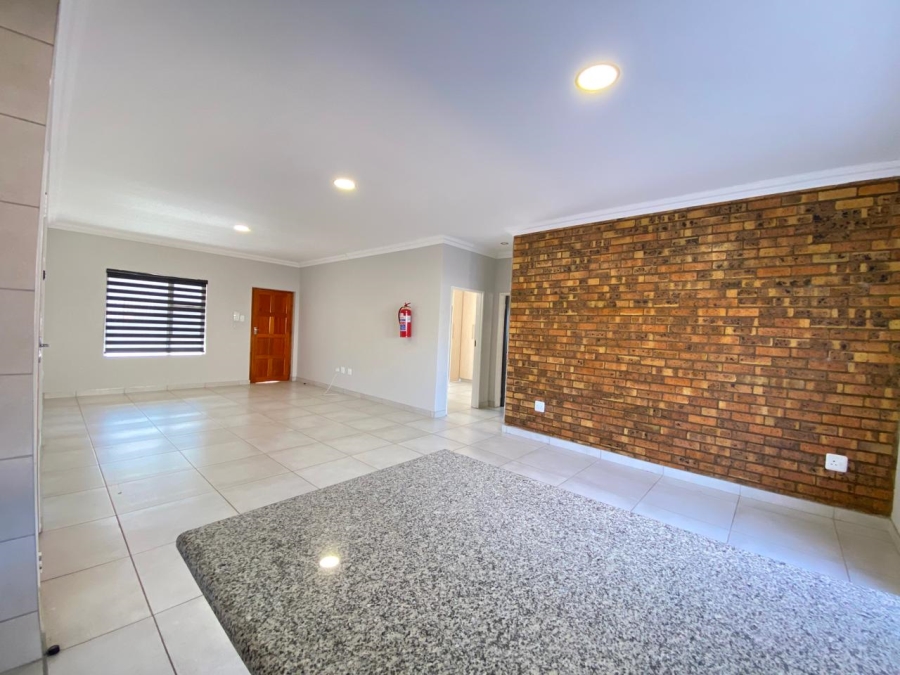 2 Bedroom Property for Sale in Aviary Hill KwaZulu-Natal