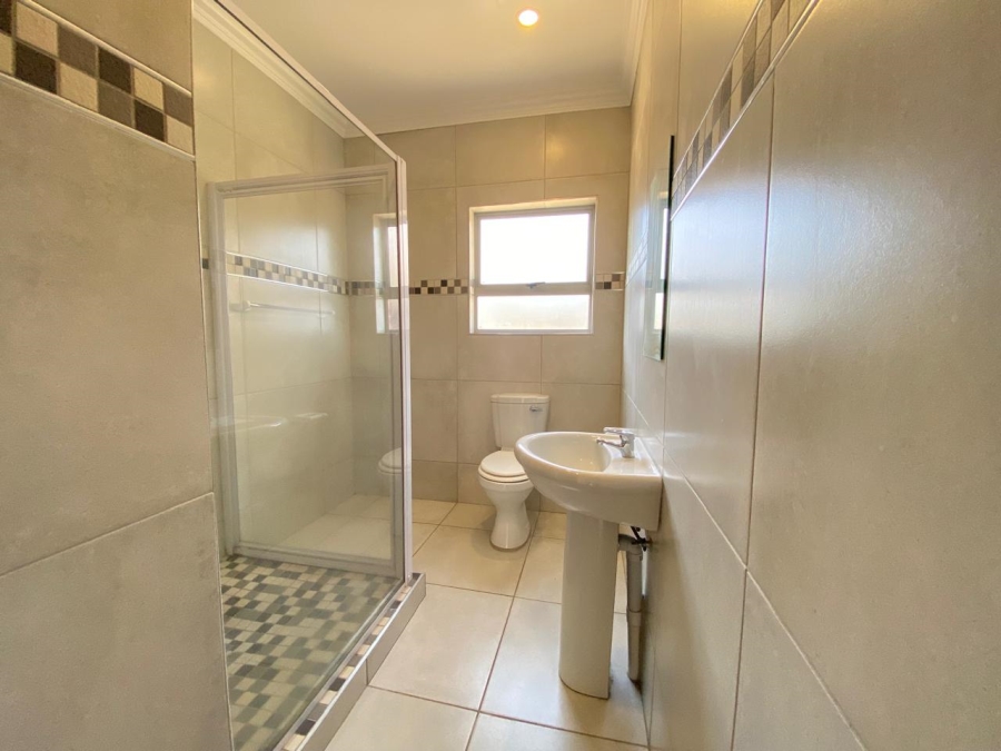 2 Bedroom Property for Sale in Aviary Hill KwaZulu-Natal