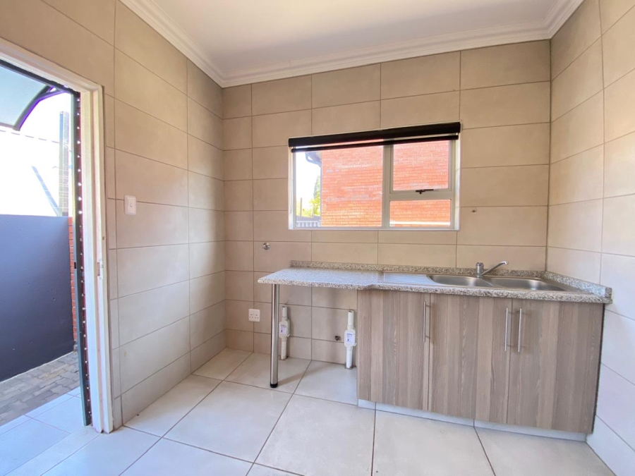 2 Bedroom Property for Sale in Aviary Hill KwaZulu-Natal