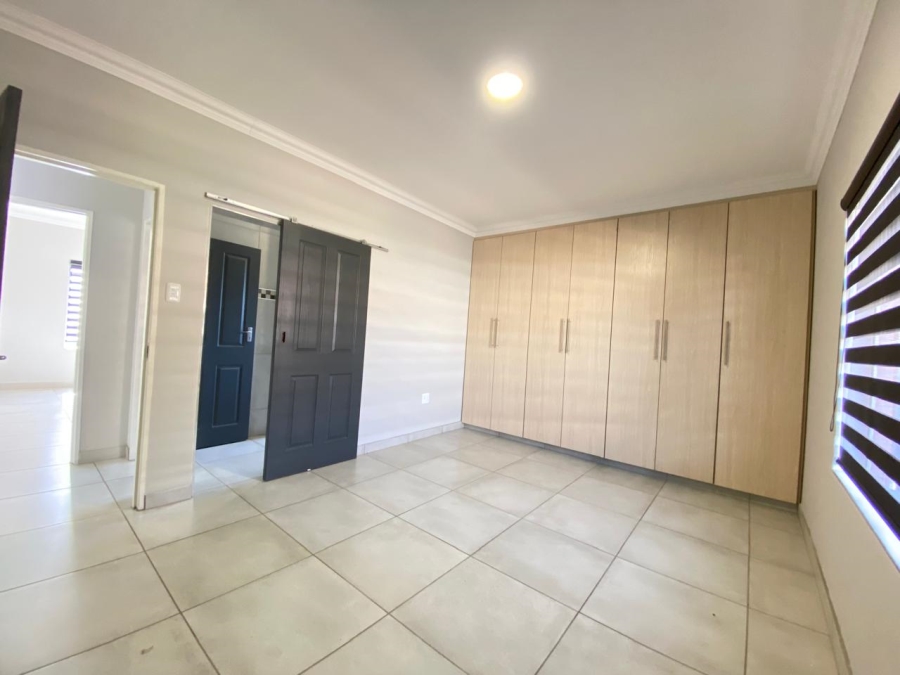 2 Bedroom Property for Sale in Aviary Hill KwaZulu-Natal