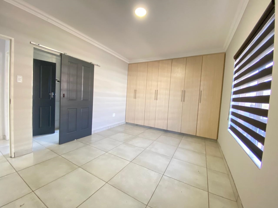 2 Bedroom Property for Sale in Aviary Hill KwaZulu-Natal
