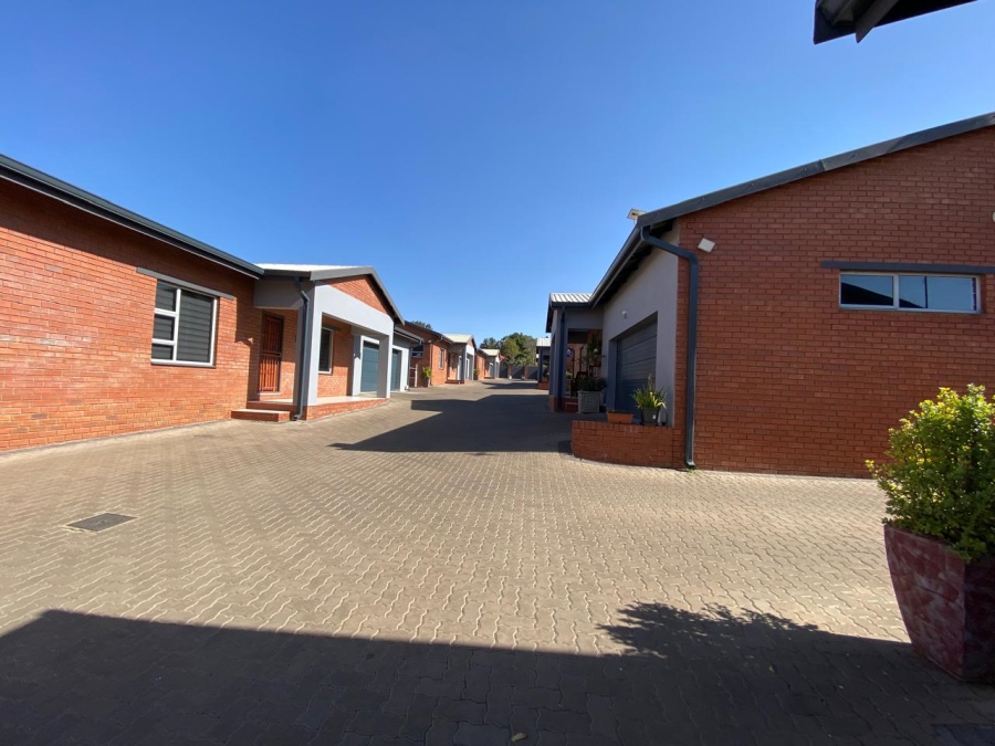 2 Bedroom Property for Sale in Aviary Hill KwaZulu-Natal