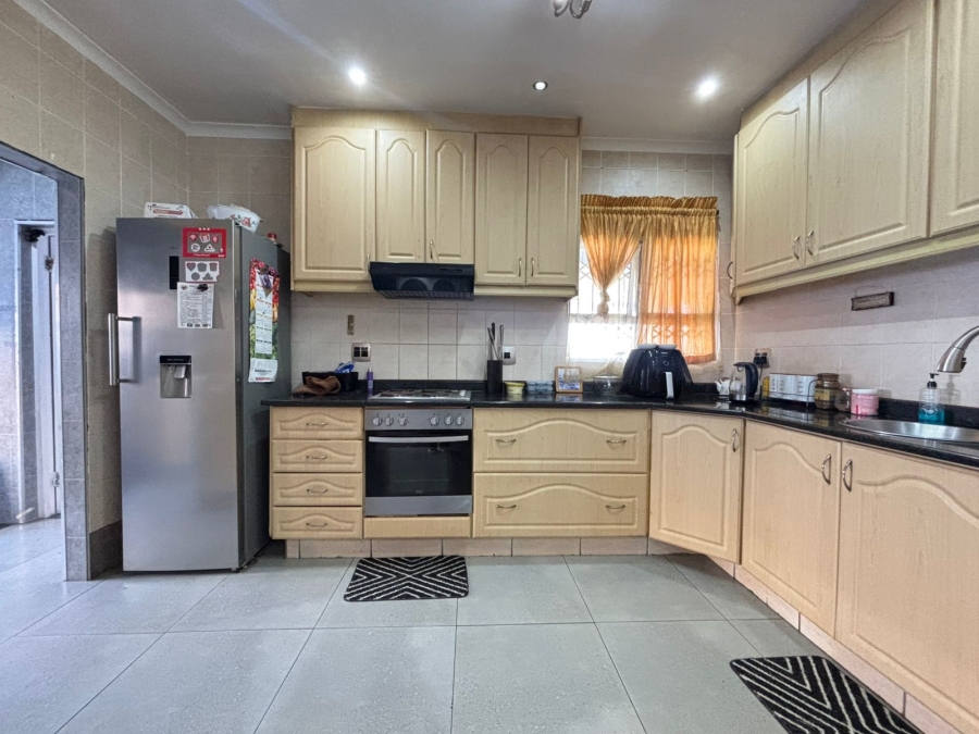 4 Bedroom Property for Sale in Westville Central KwaZulu-Natal
