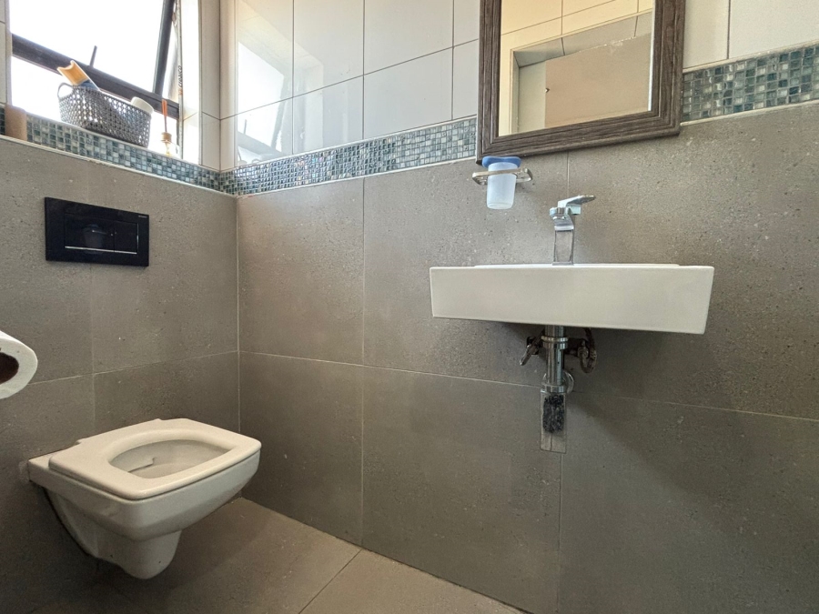 4 Bedroom Property for Sale in Westville Central KwaZulu-Natal