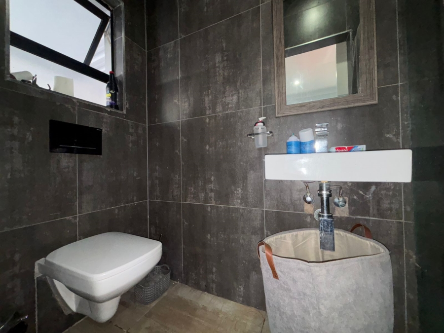 4 Bedroom Property for Sale in Westville Central KwaZulu-Natal
