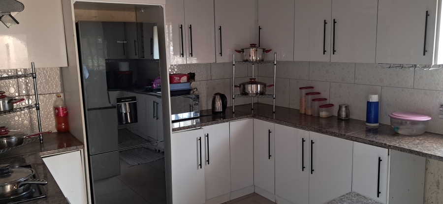 3 Bedroom Property for Sale in Madadeni L KwaZulu-Natal