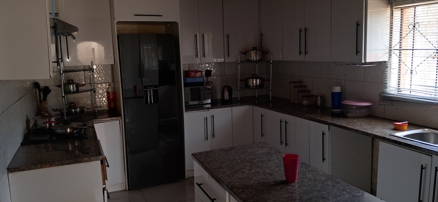 3 Bedroom Property for Sale in Madadeni L KwaZulu-Natal