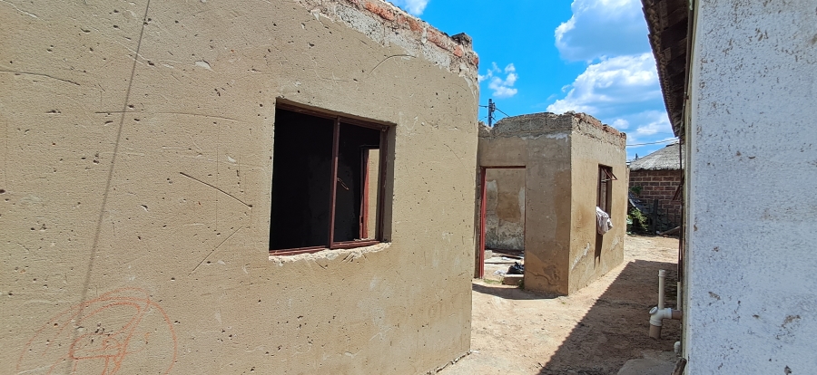 3 Bedroom Property for Sale in Madadeni L KwaZulu-Natal