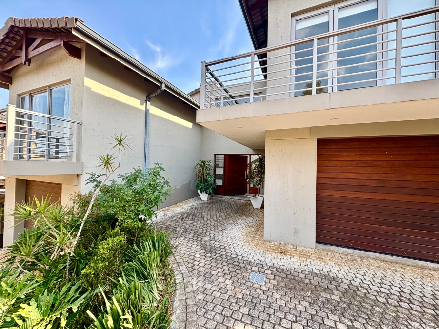 To Let 4 Bedroom Property for Rent in Ballito Central KwaZulu-Natal