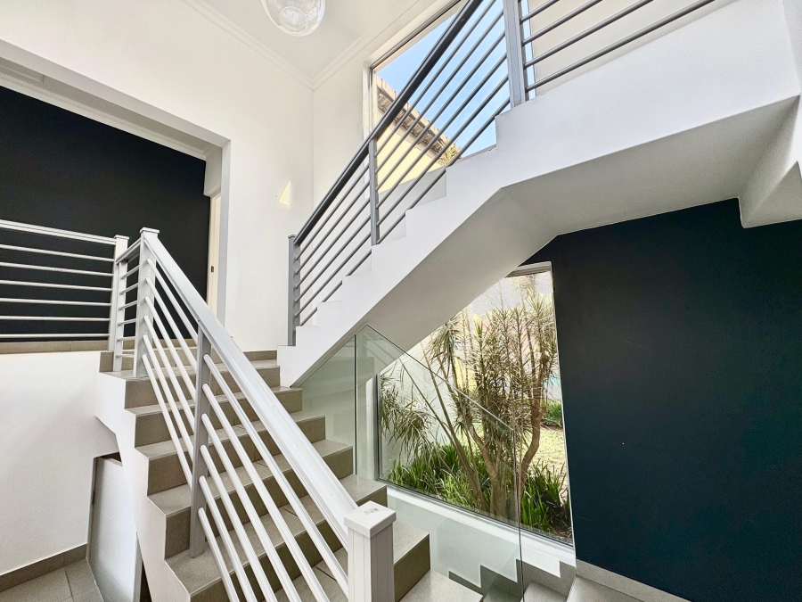 To Let 4 Bedroom Property for Rent in Ballito Central KwaZulu-Natal
