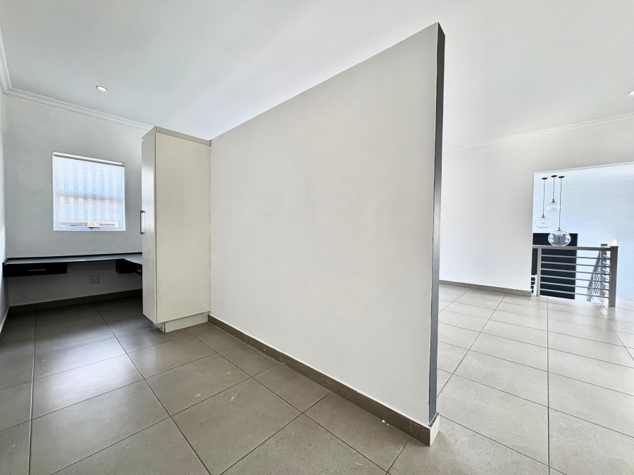 To Let 4 Bedroom Property for Rent in Ballito Central KwaZulu-Natal