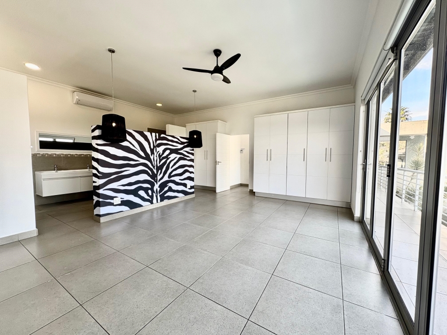 To Let 4 Bedroom Property for Rent in Ballito Central KwaZulu-Natal