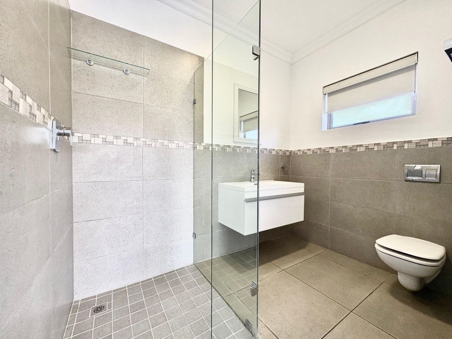 To Let 4 Bedroom Property for Rent in Ballito Central KwaZulu-Natal