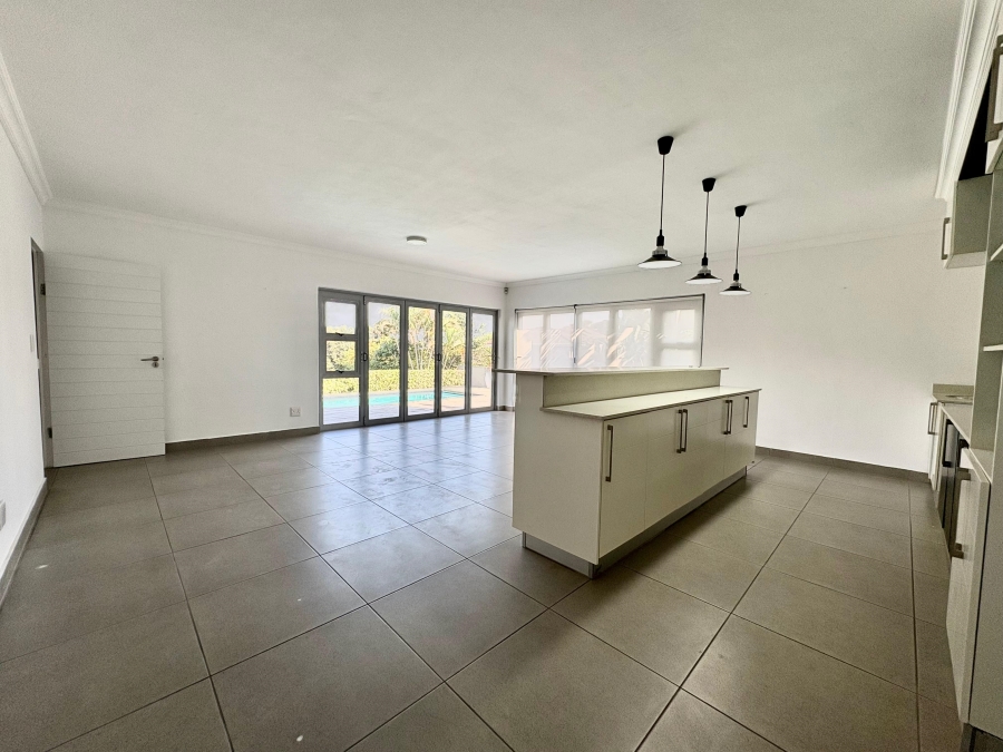 To Let 4 Bedroom Property for Rent in Ballito Central KwaZulu-Natal