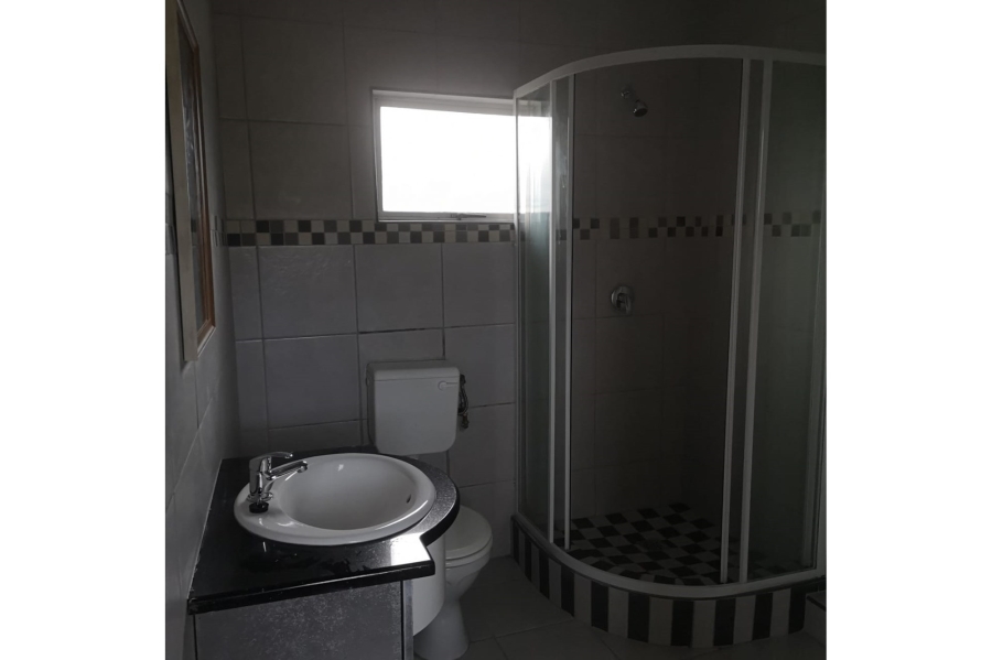 To Let 2 Bedroom Property for Rent in Parkgate KwaZulu-Natal