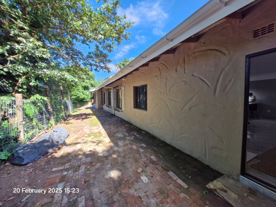 To Let 4 Bedroom Property for Rent in Chiltern Hills KwaZulu-Natal