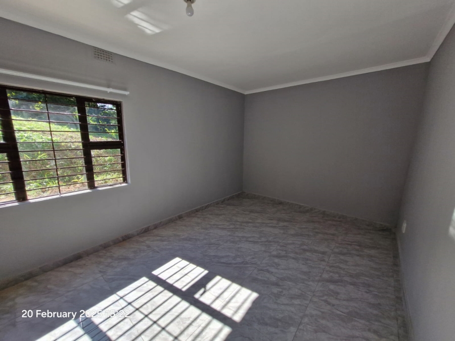 To Let 4 Bedroom Property for Rent in Chiltern Hills KwaZulu-Natal