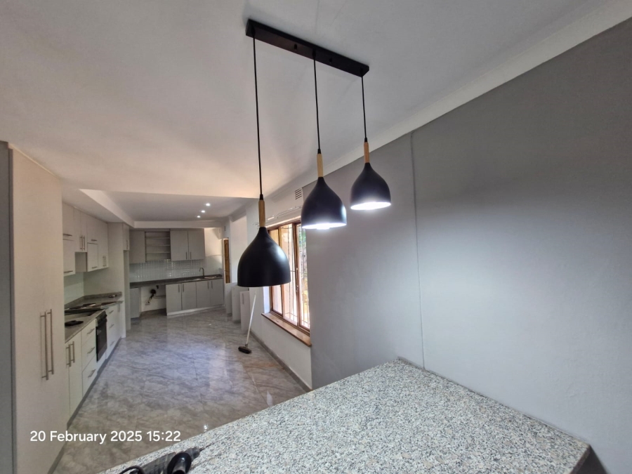 To Let 4 Bedroom Property for Rent in Chiltern Hills KwaZulu-Natal