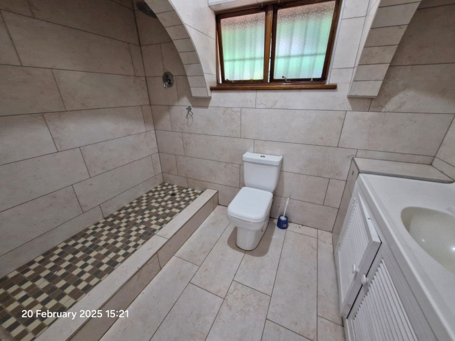 To Let 4 Bedroom Property for Rent in Chiltern Hills KwaZulu-Natal