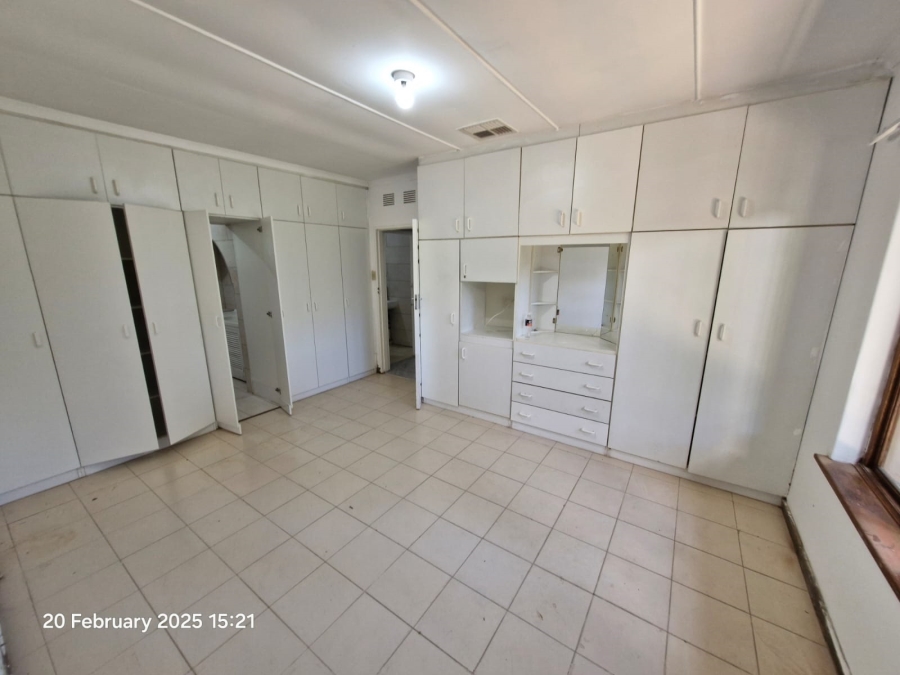 To Let 4 Bedroom Property for Rent in Chiltern Hills KwaZulu-Natal
