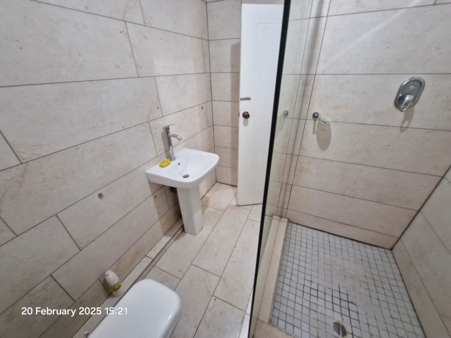 To Let 4 Bedroom Property for Rent in Chiltern Hills KwaZulu-Natal