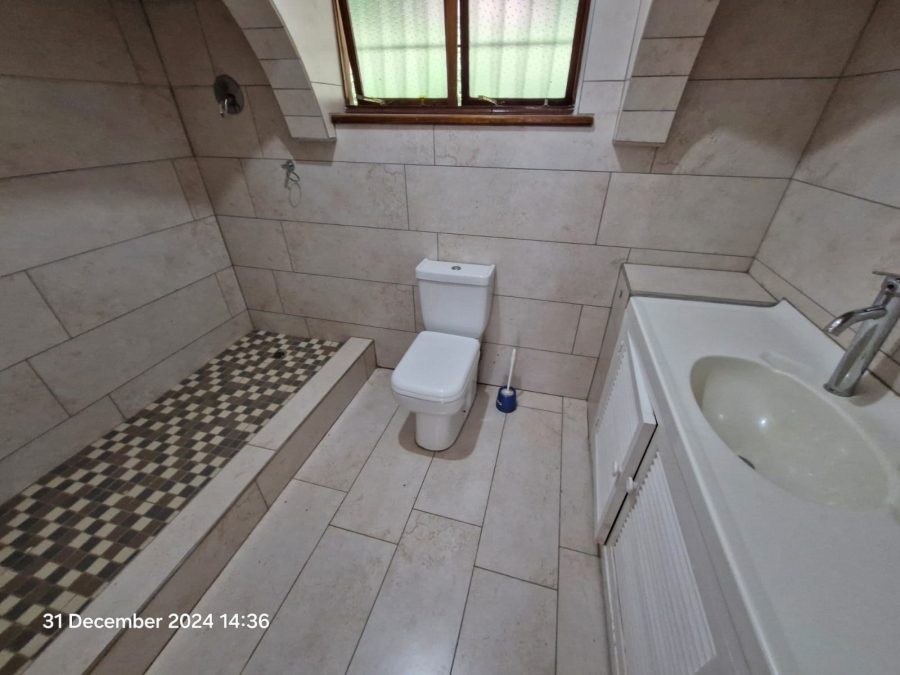 To Let 4 Bedroom Property for Rent in Chiltern Hills KwaZulu-Natal