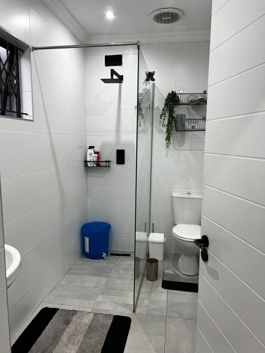 To Let 2 Bedroom Property for Rent in Dawncliffe KwaZulu-Natal