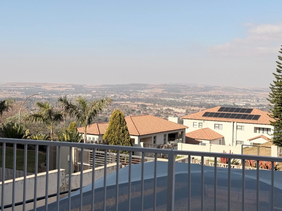 4 Bedroom Property for Sale in Signal Hill KwaZulu-Natal