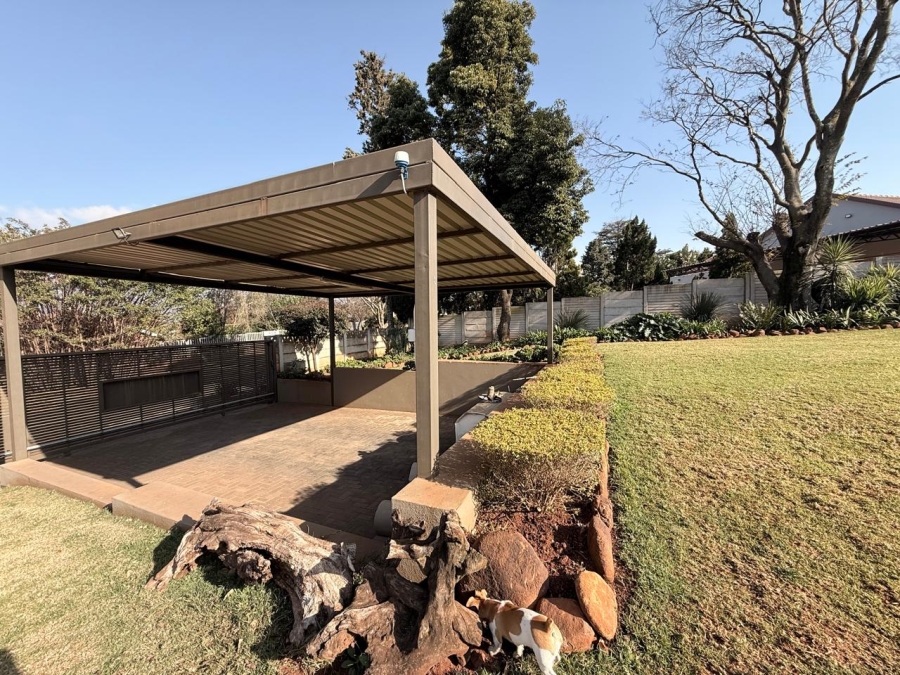 4 Bedroom Property for Sale in Signal Hill KwaZulu-Natal