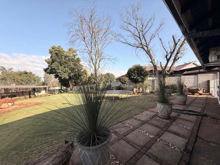 4 Bedroom Property for Sale in Signal Hill KwaZulu-Natal