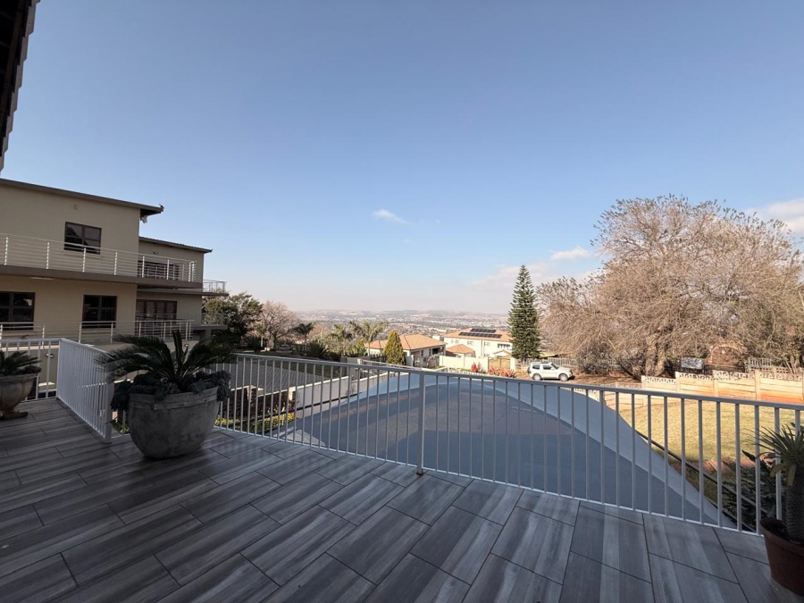 4 Bedroom Property for Sale in Signal Hill KwaZulu-Natal