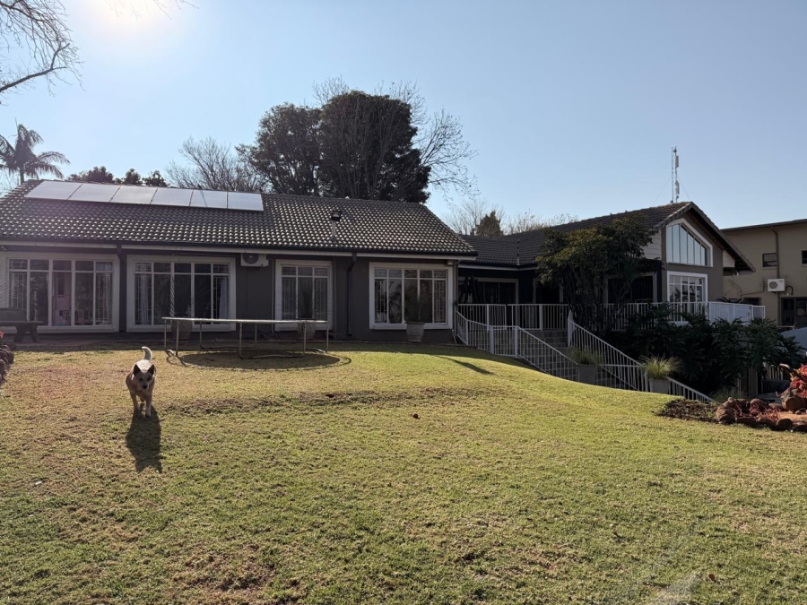 4 Bedroom Property for Sale in Signal Hill KwaZulu-Natal