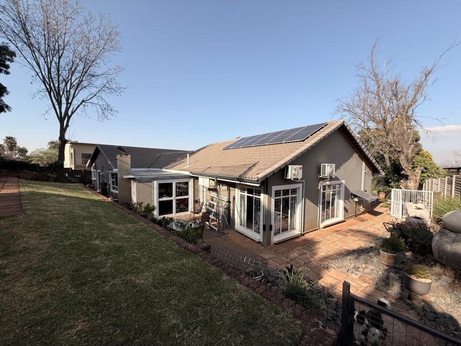 4 Bedroom Property for Sale in Signal Hill KwaZulu-Natal