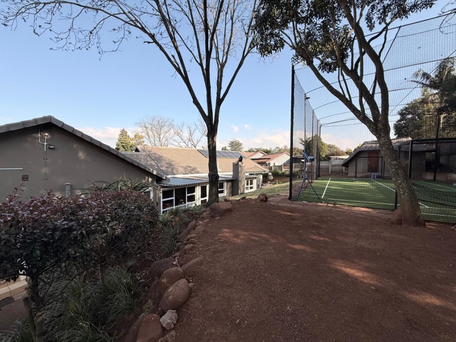 4 Bedroom Property for Sale in Signal Hill KwaZulu-Natal