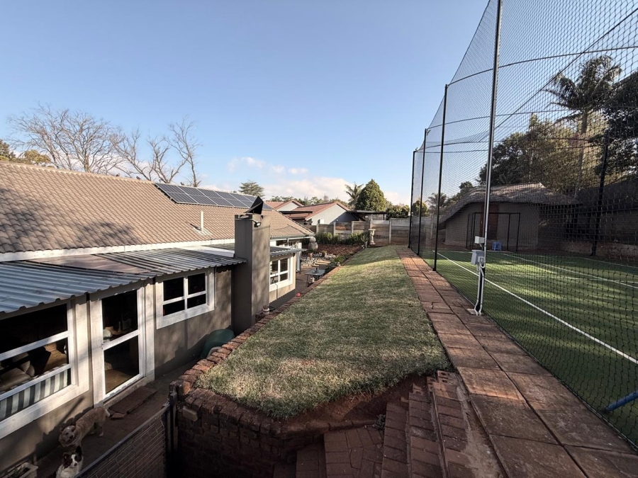 4 Bedroom Property for Sale in Signal Hill KwaZulu-Natal