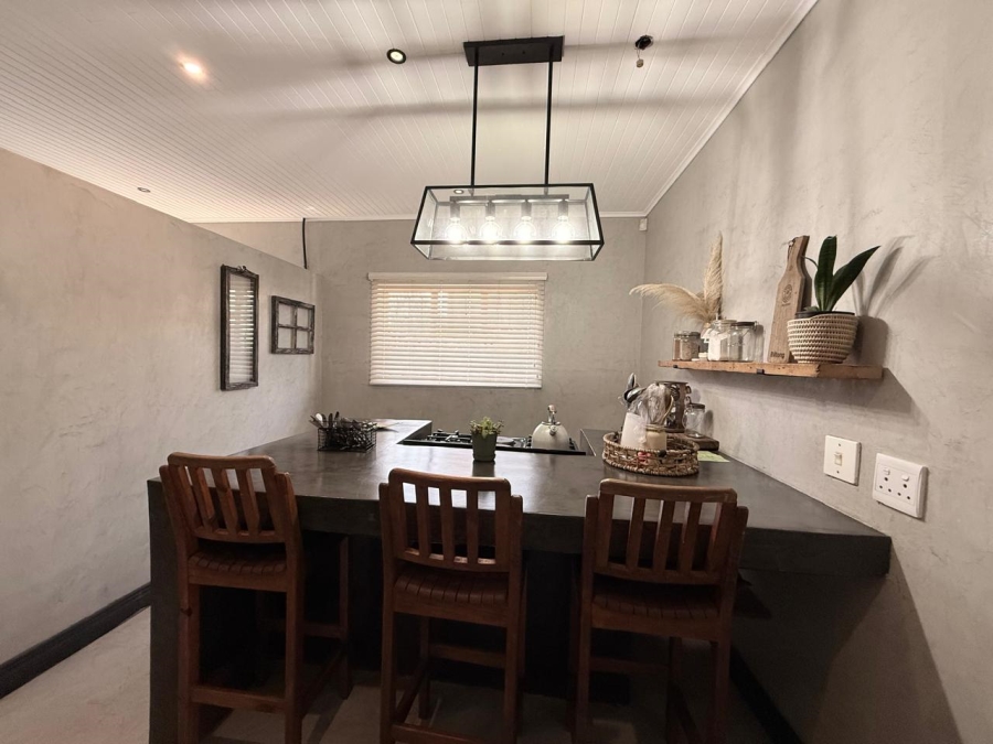 4 Bedroom Property for Sale in Signal Hill KwaZulu-Natal