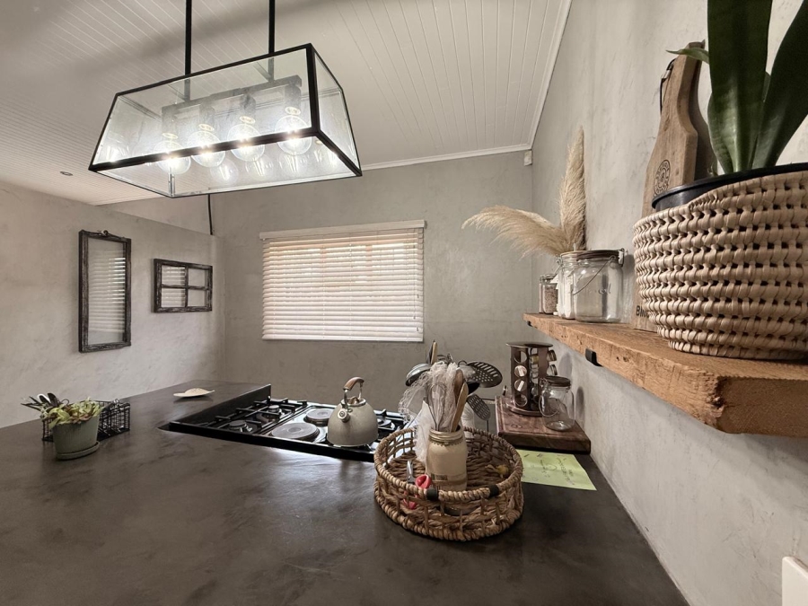 4 Bedroom Property for Sale in Signal Hill KwaZulu-Natal