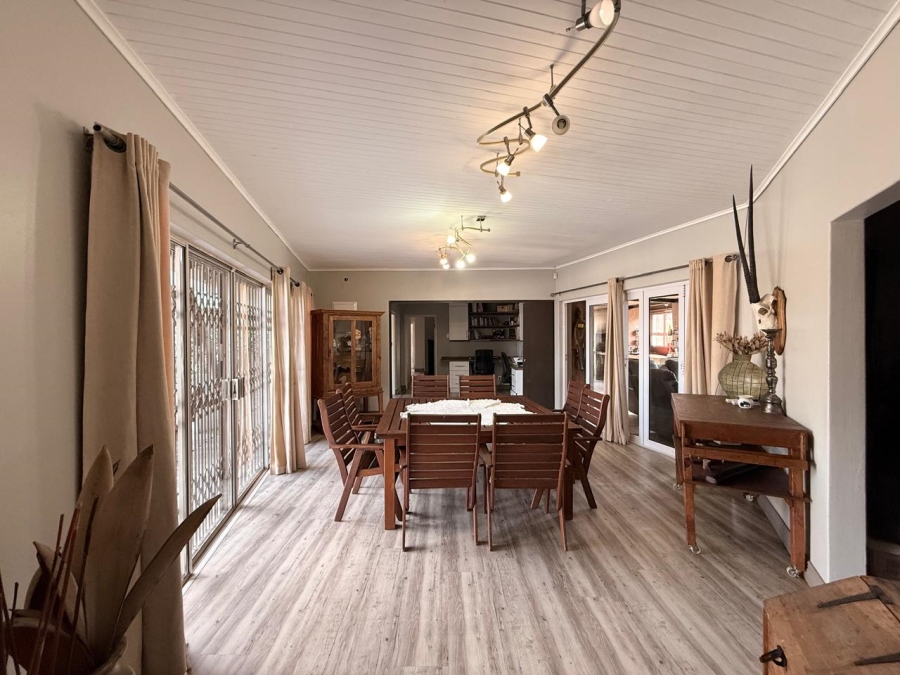 4 Bedroom Property for Sale in Signal Hill KwaZulu-Natal